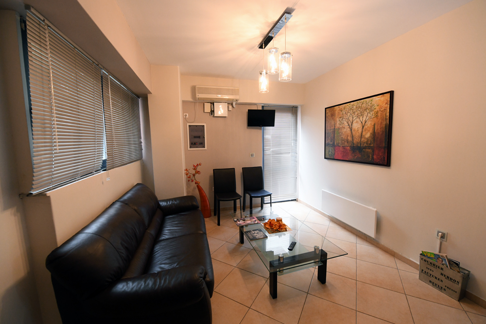 Οφθαλμίατρος Παλλήνη Χρόνη Φωτεινή Χριστίνα Ιατρείο